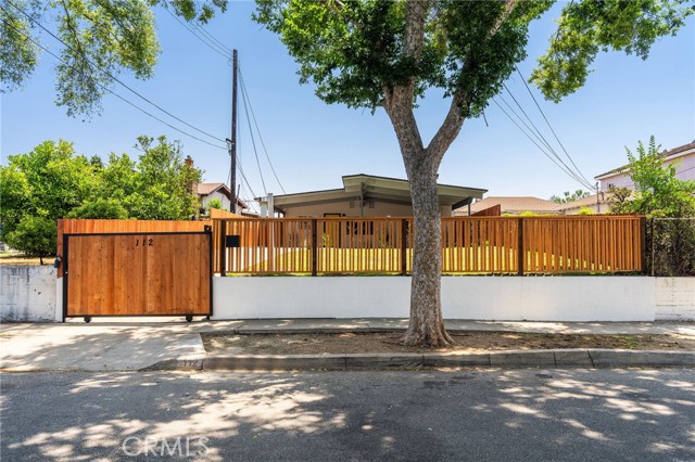 112 W Norwood Place, San Gabriel CA: https://media.crmls.org/medias/12f41f06-a996-4234-a00c-7009938fed86.jpg