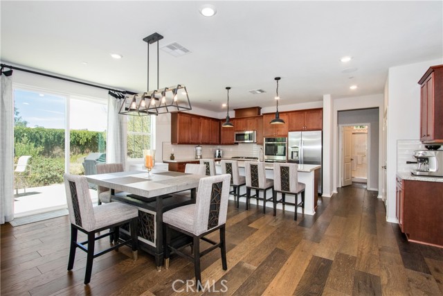 36067 Roaring Fork Drive, Winchester CA: https://media.crmls.org/medias/12f429c9-433a-4413-a97d-fba8fdcad74f.jpg