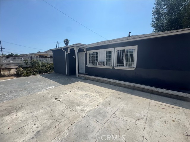 Detail Gallery Image 19 of 75 For 13107 Jarvis, Los Angeles,  CA 90061 - 7 Beds | 5 Baths