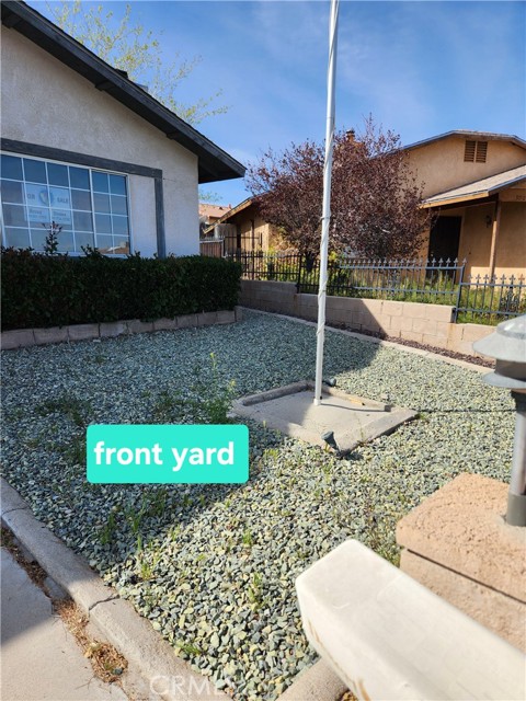 Detail Gallery Image 34 of 39 For 961 Chateau, Barstow,  CA 92311 - 2 Beds | 2 Baths