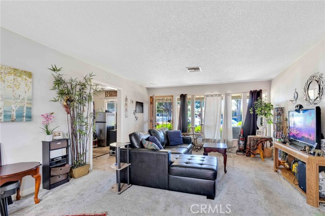 222 W 8th Avenue, Escondido CA: https://media.crmls.org/medias/12f6802c-27ee-4a44-ab9e-6310349a4bcf.jpg