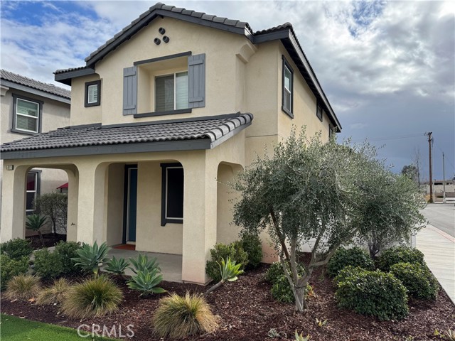 Detail Gallery Image 2 of 37 For 501 Villa Way, Colton,  CA 92324 - 3 Beds | 2/1 Baths