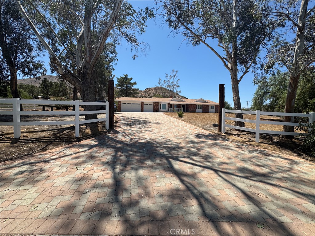 31837 41st Street W