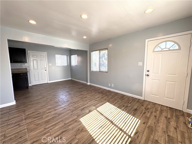 1314 W 106th Street, Los Angeles CA: https://media.crmls.org/medias/12f7741d-a9d7-4252-af1d-def4402ca493.jpg