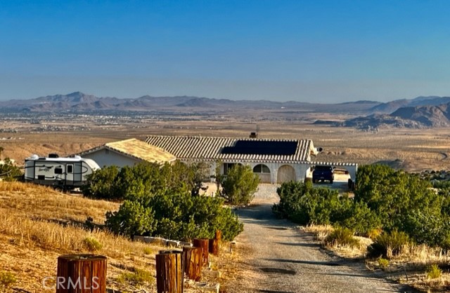 Detail Gallery Image 43 of 53 For 25624 Castlerock Rd, Apple Valley,  CA 92308 - 3 Beds | 2 Baths