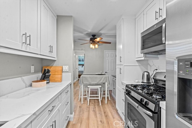 28 Via Terrano, Rancho Santa Margarita CA: https://media.crmls.org/medias/12f7a7cb-1fef-4031-b4e6-2805d87dd620.jpg