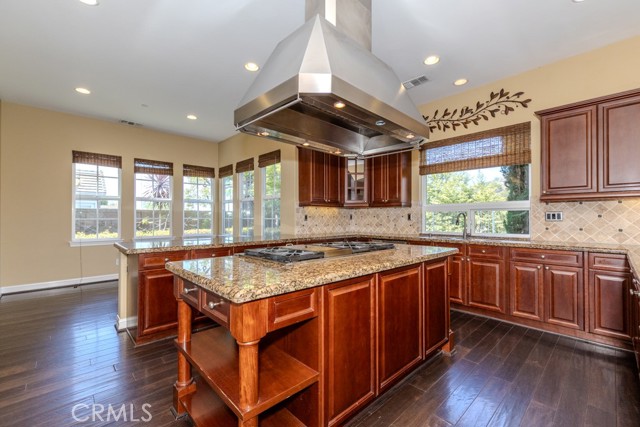 3811 Belgian Lane, Yorba Linda CA: https://media.crmls.org/medias/12f7cdc3-6e80-478e-a6e3-c33d141acd02.jpg