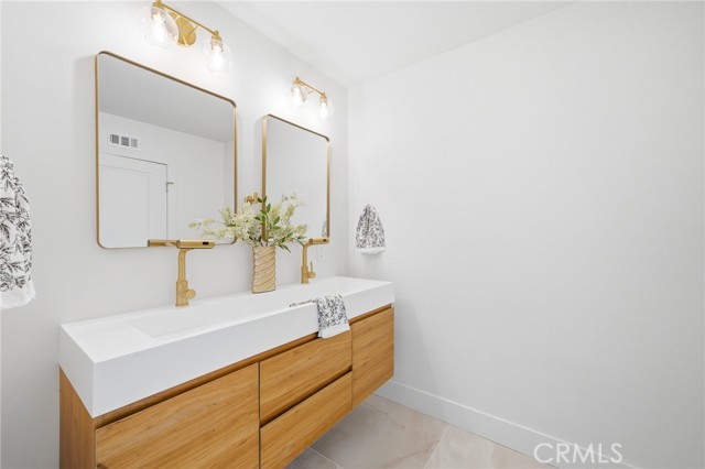 Detail Gallery Image 37 of 58 For 22706 Wood Lake Ln, Lake Forest,  CA 92630 - 3 Beds | 3 Baths