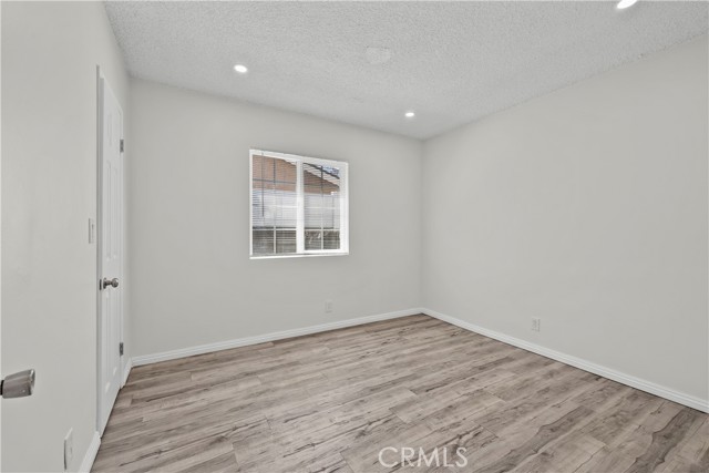 Detail Gallery Image 19 of 43 For 10117 Sharp Ave, Arleta,  CA 91331 - 4 Beds | 2/1 Baths