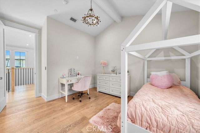 Image 37 of 62 For 910 28th Street