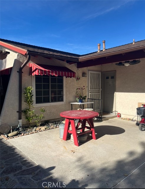 Detail Gallery Image 7 of 50 For 23509 via Chantilly, Valencia,  CA 91355 - 2 Beds | 2 Baths