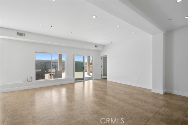 2085 Temple Hills Drive, Laguna Beach CA: https://media.crmls.org/medias/12fa9358-713e-46cb-a003-431211affff9.jpg