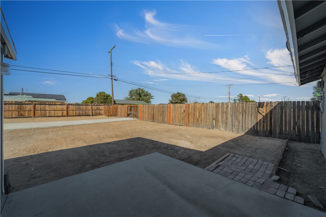 Detail Gallery Image 31 of 40 For 10717 Aspen Ave, California City,  CA 93505 - 3 Beds | 2 Baths