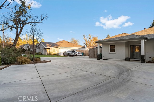 Detail Gallery Image 4 of 56 For 1345 W Lindo, Chico,  CA 95926 - 4 Beds | 3 Baths