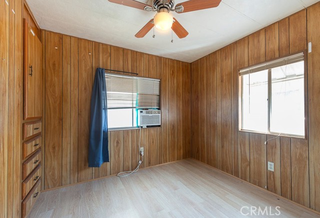 Detail Gallery Image 12 of 22 For 3109 W Mckinley Ave, Fresno,  CA 93722 - 2 Beds | 1/1 Baths