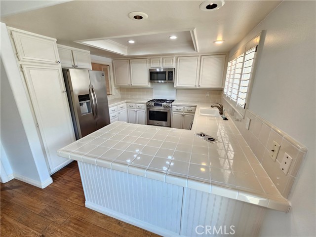 27 Tiburon Court, Manhattan Beach, California 90266, 2 Bedrooms Bedrooms, 0 ,2 BathroomsBathrooms,Residential,For Sale,Tiburon,0,SB26078984