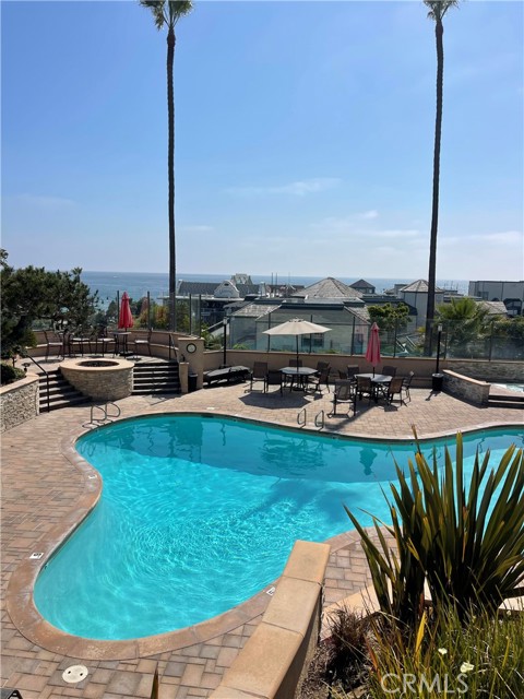 620 The Village, Redondo Beach, California 90277, 1 Bedroom Bedrooms, ,1 BathroomBathrooms,Residential,Sold,The Village,SR24138396