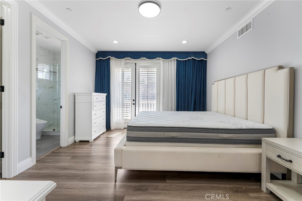 12fecbad 1026 4701 B500 78c4ae974934