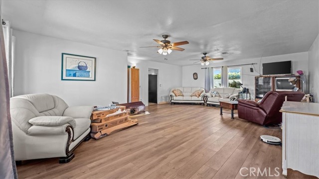 Detail Gallery Image 7 of 27 For 2918 Gladstone, Pomona,  CA 91767 - 3 Beds | 2 Baths