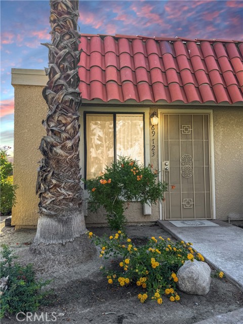 69723 Encanto Court, Rancho Mirage CA: https://media.crmls.org/medias/12ff2868-15fe-4489-889b-2da2a354c7f0.jpg