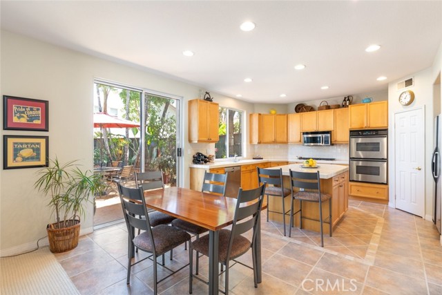 Detail Gallery Image 13 of 58 For 4515 Garden City, Corona,  CA 92883 - 5 Beds | 3 Baths