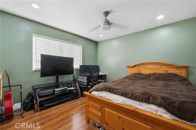 Detail Gallery Image 22 of 41 For 4505 Santa Ana #C,  Cudahy,  CA 90201 - 3 Beds | 3 Baths