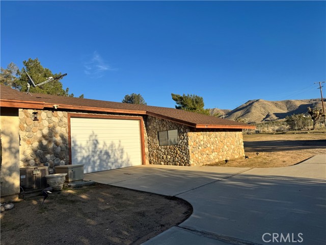 Detail Gallery Image 17 of 58 For 19574 Happy Valley, Apple Valley,  CA 92308 - 4 Beds | 3/1 Baths