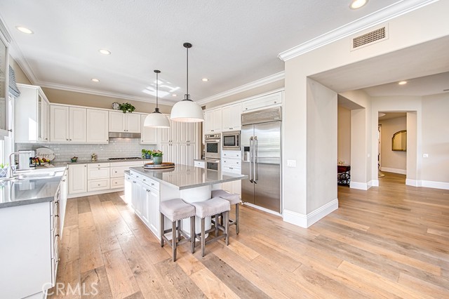 Detail Gallery Image 9 of 54 For 30 Lake View, Coto de Caza,  CA 92679 - 4 Beds | 4/1 Baths
