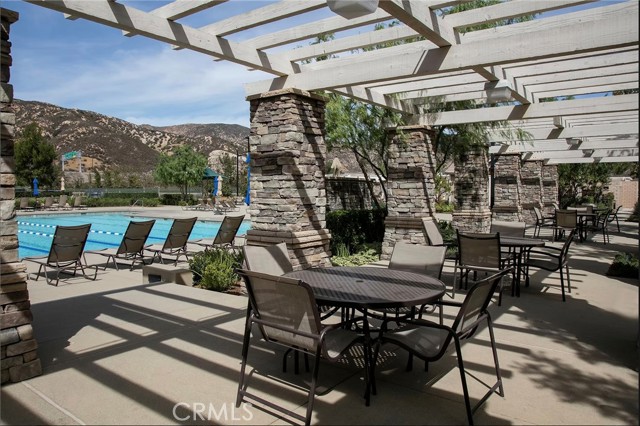 18019 Lapis Lane, San Bernardino CA: https://media.crmls.org/medias/13007b5b-f9e4-457d-84be-1d118029061b.jpg