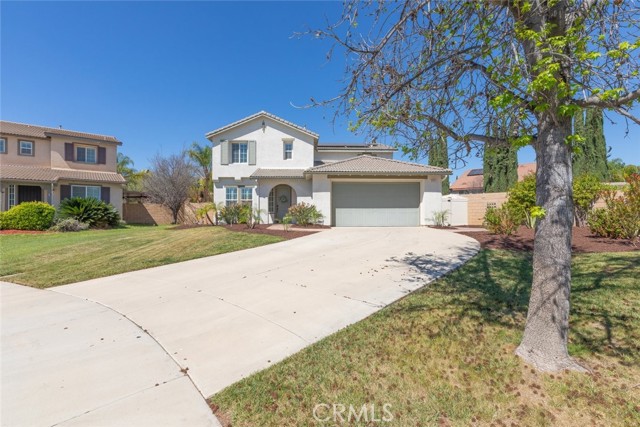 Detail Gallery Image 3 of 43 For 34747 Mediterra Cir, Winchester,  CA 92596 - 5 Beds | 3 Baths