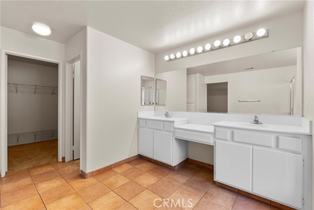 Detail Gallery Image 19 of 41 For 16200 Setting Sun Cir, Riverside,  CA 92503 - 4 Beds | 2/1 Baths