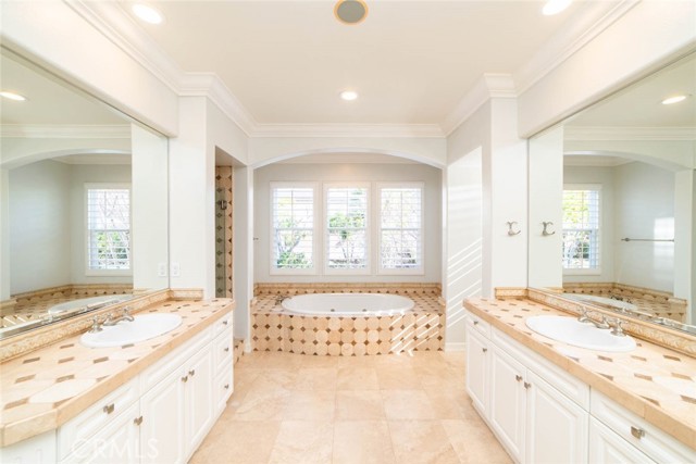 Detail Gallery Image 30 of 71 For 7 Camellia, Irvine,  CA 92620 - 5 Beds | 4/1 Baths