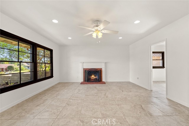 Detail Gallery Image 9 of 23 For 1233 Sonoma Dr, Altadena,  CA 91001 - 3 Beds | 1 Baths