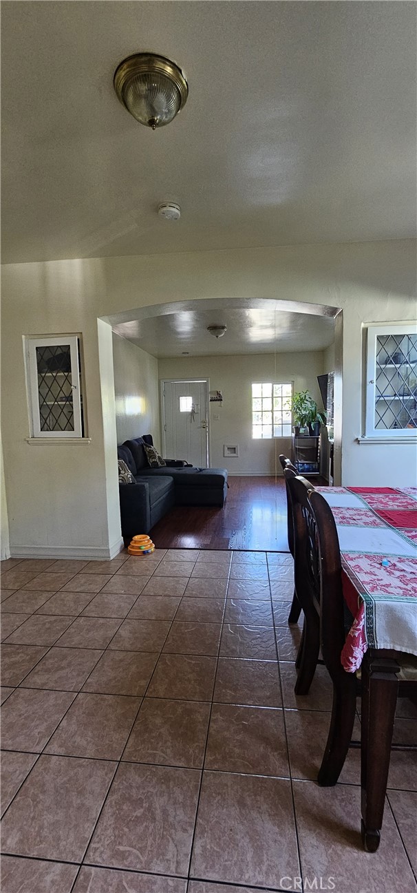 Detail Gallery Image 29 of 30 For 2546 S Bronson, Los Angeles,  CA 90018 - 5 Beds | 4 Baths