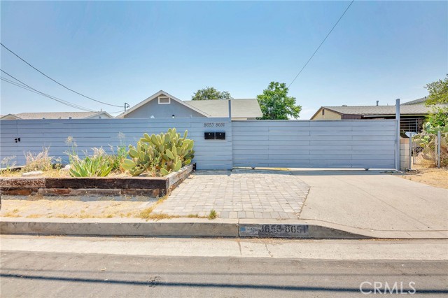 8651 Norris Ave, Sun Valley, CA 91352