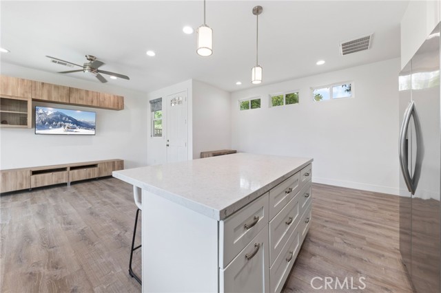 Detail Gallery Image 13 of 24 For 1572 Coolcrest Avenue, Upland,  CA 91786 - 1 Beds | 1 Baths