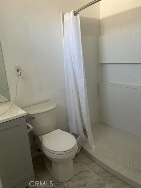 38434 10th St E, Palmdale CA: https://media.crmls.org/medias/1304255e-0b69-4051-b556-80ff60ee8ce4.jpg