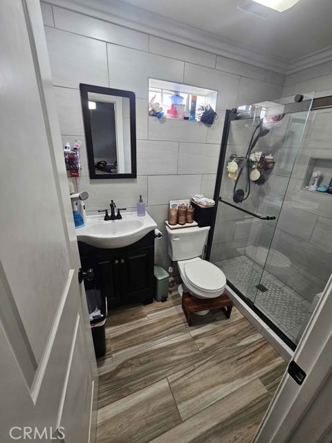 Detail Gallery Image 9 of 18 For 636 W 107th, Los Angeles,  CA 90044 - 3 Beds | 2 Baths