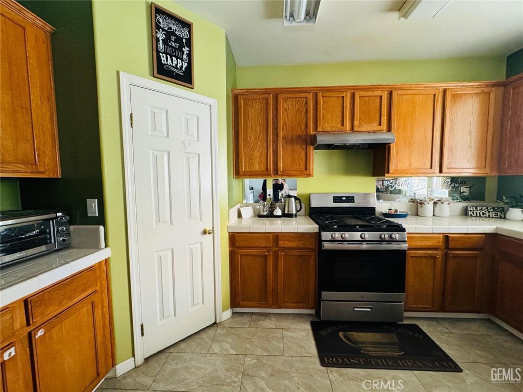 1305Fee2 396D 4F3B 9725 386D06B34Dce 6600 Hanford Drive, Bakersfield, Ca 93313 &Lt;Span Style='BackgroundColor:transparent;Padding:0Px;'&Gt; &Lt;Small&Gt; &Lt;I&Gt; &Lt;/I&Gt; &Lt;/Small&Gt;&Lt;/Span&Gt;