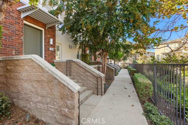 Detail Gallery Image 5 of 42 For 40 Midtown Dr, Aliso Viejo,  CA 92656 - 2 Beds | 2 Baths