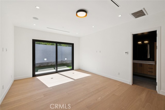 Detail Gallery Image 27 of 57 For 5280 Sanchez, Los Angeles,  CA 90008 - 4 Beds | 4 Baths