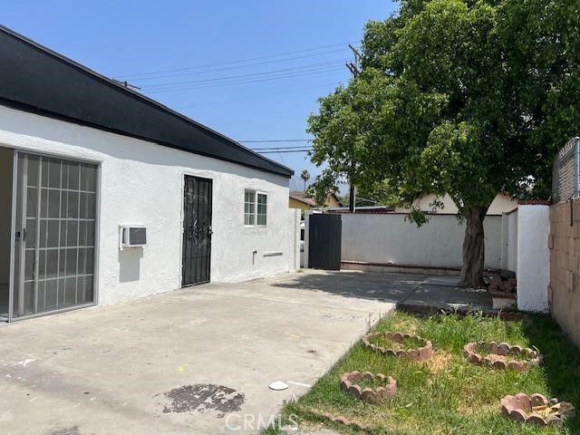 12760 Judd Street, Pacoima CA: https://media.crmls.org/medias/1306d359-8181-4e21-9932-11e1b6a4e5e0.jpg