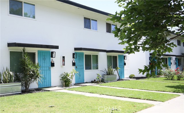 Detail Gallery Image 32 of 33 For 2709 S Baker St, Santa Ana,  CA 92707 - 2 Beds | 1/1 Baths