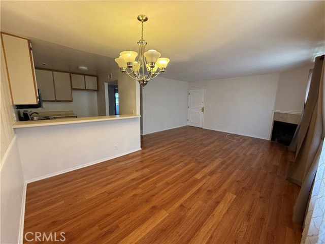 Detail Gallery Image 6 of 17 For 14758 Magnolia Bld, Sherman Oaks,  CA 91403 - 2 Beds | 2 Baths