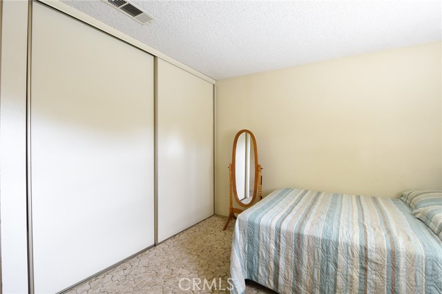 533 San Rogelio Street, Hemet CA: https://media.crmls.org/medias/13097e28-cc01-4c0c-8e71-21994588199e.jpg