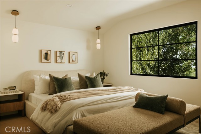 17930 Karen Drive, Encino CA: https://media.crmls.org/medias/130af6b1-86bb-4d9e-bd02-59550c790a41.jpg