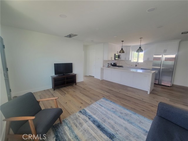 Image 3 of 19 For 8101 Taylor  