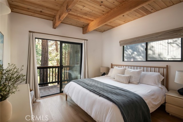 Detail Gallery Image 18 of 31 For 109 N Grass Valley Rd, Lake Arrowhead,  CA 92352 - 3 Beds | 2 Baths