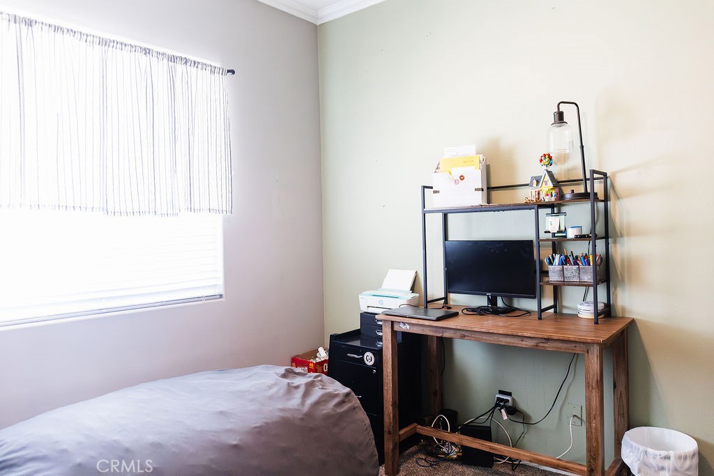 https://media.crmls.org/medias/130d8520-ad23-41c7-b857-78eb4091da05.jpg?preset=X-Large