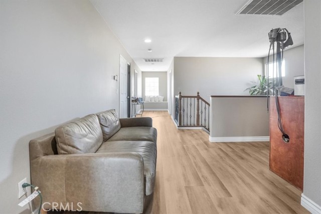 Image 35 of 43 For 11213 Shanandoah Street